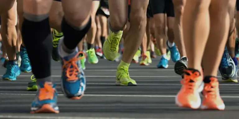 Read more about the article Choosing Running Socks: A Runner’s Guide