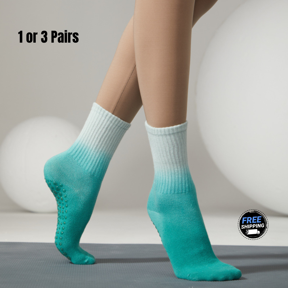 Women’s Anti-Slip Gradient Grip Socks – 1 or 3 Pairs – Breathable Cotton Socks for Yoga, Pilates & Home Fitness