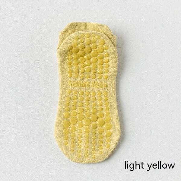 Non-Slip Socks for Seniors – Comfortable, Safe & One Size Fits All - Image 8