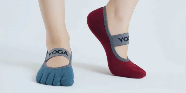 Read more about the article The Best Toe Grip Socks for Yoga and Pilates | Ultra Grip Socks